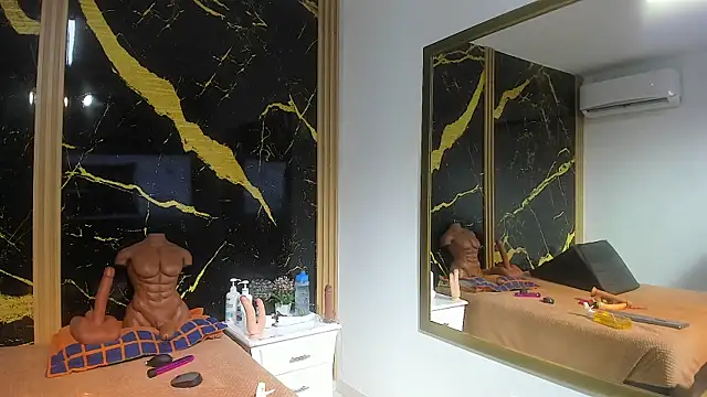 AdrianaVegga online show from 03-12-26, 02:07