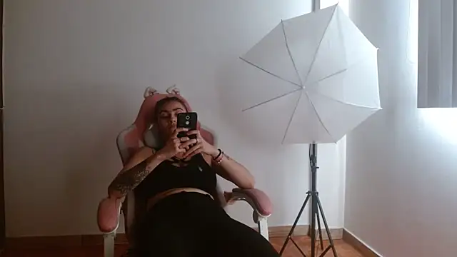 Crystal Star  online show from 12-13-25, 07:53