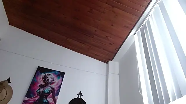 Crystal Star  online show from 03-06-26, 12:01