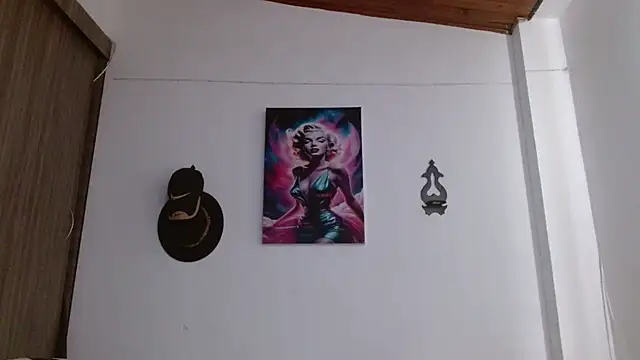 Crystal Star  online show from 03-27-26, 01:00