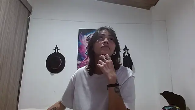 Crystal Star  online show from 04-11-26, 01:54