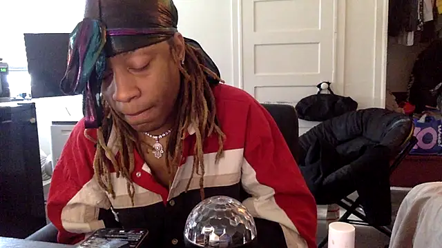 Diodre Benyoon online show from 02-05-26, 04:44