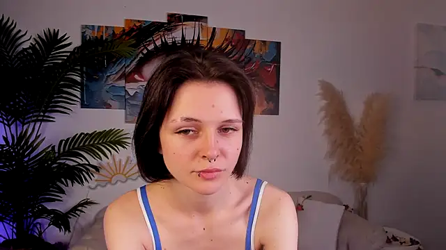 Snapshot of Shine_Vivi chatting on 09-10-25, 03:23 Shine Vivi online show from 09-10-25, 03:23