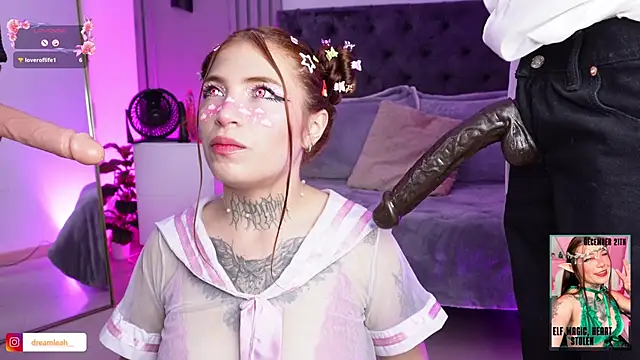 dreamleah  online show from 12-15-25, 04:06