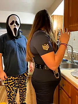 Mommasaurrex online show from 10-16-25, 01:50