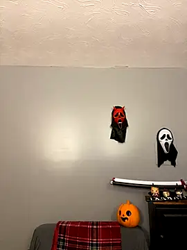 Mommasaurrex online show from 10-22-25, 02:12