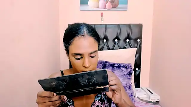 Toxicfantasy4u online show from 04-23-26, 05:04