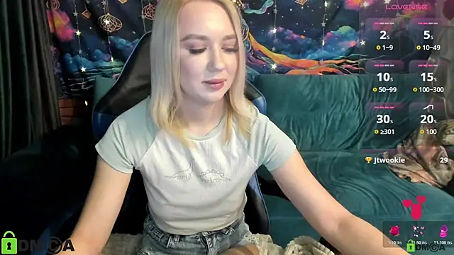 CrystalGirl99 online show from 03-03-26, 08:09