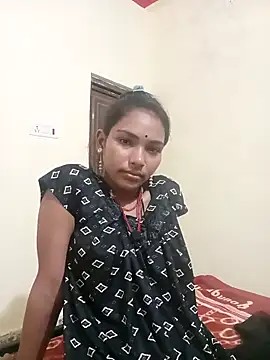 Snapshot of Aapki_Chahat0143 chatting on 09-08-25, 03:11 Aapki Chahat0143 online show from 09-08-25, 03:11