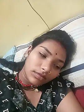 Snapshot of Aapki_Chahat0143 chatting on 10-16-25, 03:13 Aapki Chahat0143 online show from 10-16-25, 03:13