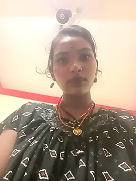 Snapshot of Aapki_Chahat0143 chatting on 10-19-25, 02:29 Aapki Chahat0143 online show from 10-19-25, 02:29