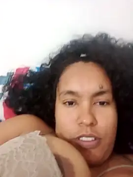 Snapshot of Viviana_h chatting on 11-08-25, 12:11 Viviana h online show from 11-08-25, 12:11