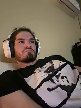 Snapshot of StirringFraction chatting on 09-30-25, 03:33 StirringFraction online show from 09-30-25, 03:33