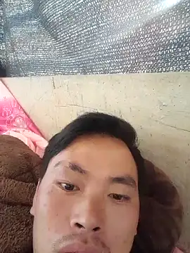 LongPhan003 online show from 10-13-25, 03:39