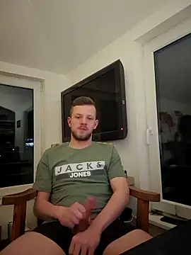 Snapshot of 6incheswannacum chatting on 12-20-25, 01:45 6incheswannacum online show from 12-20-25, 01:45