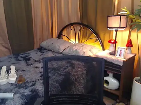 Snapshot of WILDROXIE chatting on 09-29-25, 11:09 WILDROXIE online show from 09-29-25, 11:09