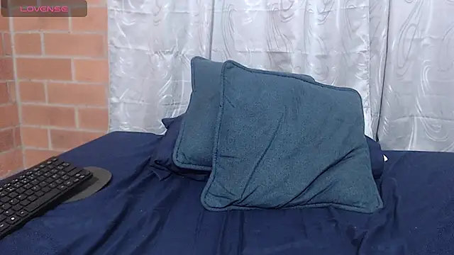 Montserrat Jay online show from 07-15-26, 12:43