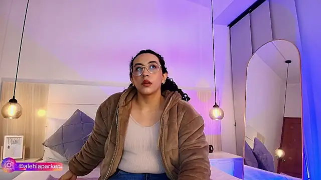 alehia cute online show from 10-12-25, 02:05