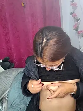 Snapshot of Natalykaty chatting on 02-06-26, 03:44 Natalykaty online show from 02-06-26, 03:44