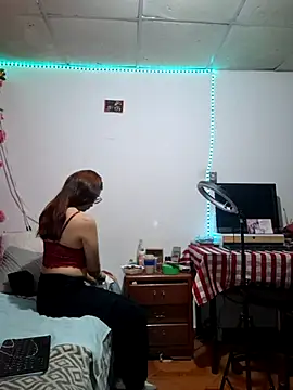 Snapshot of Natalykaty chatting on 03-04-26, 04:18 Natalykaty online show from 03-04-26, 04:18