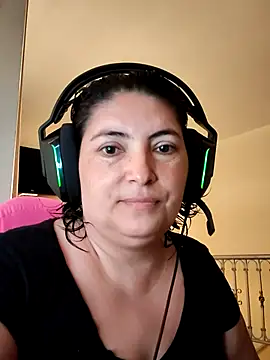 Snapshot of lina_maria99 chatting on 09-17-25, 12:40 lina maria99 online show from 09-17-25, 12:40