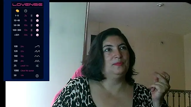Snapshot of lina_maria99 chatting on 09-18-25, 02:52 lina maria99 online show from 09-18-25, 02:52