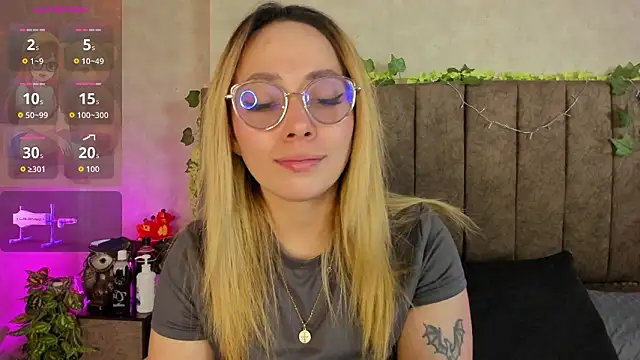 Snapshot of LanaMills_ chatting on 02-24-26, 09:02 LanaMills online show from 02-24-26, 09:02