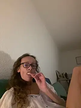 Snapshot of Chris06d22@xh chatting on 09-15-25, 07:25 Chris06d22xh online show from 09-15-25, 07:25