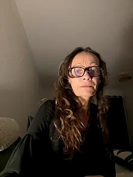 Snapshot of Chris06d22@xh chatting on 09-25-25, 06:22 Chris06d22xh online show from 09-25-25, 06:22