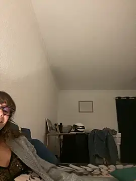 Snapshot of Chris06d22@xh chatting on 09-28-25, 06:02 Chris06d22xh online show from 09-28-25, 06:02