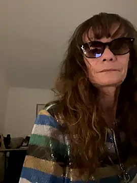 Snapshot of Chris06d22@xh chatting on 10-03-25, 06:38 Chris06d22xh online show from 10-03-25, 06:38