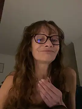 Snapshot of Chris06d22@xh chatting on 10-16-25, 07:26 Chris06d22xh online show from 10-16-25, 07:26