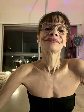 Snapshot of Chris06d22@xh chatting on 01-10-26, 08:10 Chris06d22xh online show from 01-10-26, 08:10