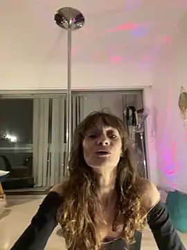 Snapshot of Chris06d22@xh chatting on 02-02-26, 08:51 Chris06d22xh online show from 02-02-26, 08:51