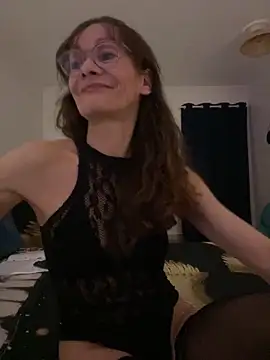 Snapshot of Chris06d22@xh chatting on 02-11-26, 09:31 Chris06d22xh online show from 02-11-26, 09:31