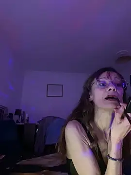 Chris06d22xh online show from 04-24-26, 07:49