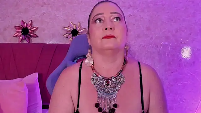 Snapshot of PalomaLombardi chatting on 01-08-26, 08:11 PalomaLombardi online show from 01-08-26, 08:11