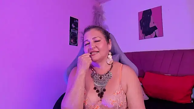 Snapshot of PalomaLombardi chatting on 02-03-26, 02:53 PalomaLombardi online show from 02-03-26, 02:53