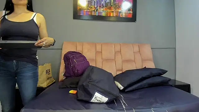 CharlotteCottin online show from 11-17-25, 02:56