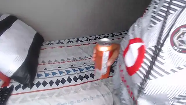 Snapshot of Lunalee chatting on 12-13-25, 11:10 Lunalee online show from 12-13-25, 11:10