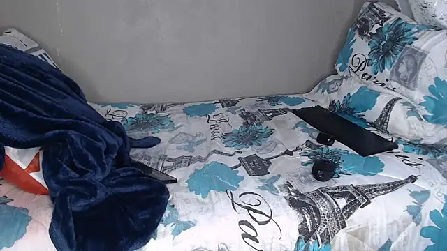 Snapshot of Lunalee chatting on 03-15-26, 07:03 Lunalee online show from 03-15-26, 07:03