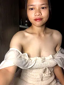 Snapshot of Hana-44 chatting on 09-14-25, 09:03 Hana-44 online show from 09-14-25, 09:03