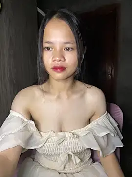 Snapshot of Hana-44 chatting on 10-02-25, 06:37 Hana-44 online show from 10-02-25, 06:37