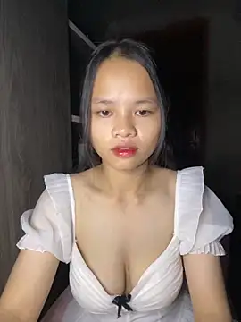 Snapshot of Hana-44 chatting on 10-11-25, 05:44 Hana-44 online show from 10-11-25, 05:44
