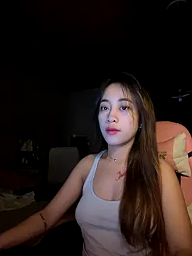 Snapshot of Yummiiieee28 chatting on 11-05-25, 08:20 Yummiiieee28 online show from 11-05-25, 08:20