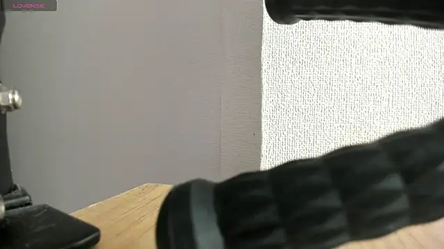 Snapshot of rosestatham chatting on 02-23-26, 04:37 rosestatham online show from 02-23-26, 04:37