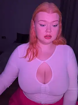 Snapshot of _Adele_Moor_ chatting on 09-16-25, 08:54  Adele Moor  online show from 09-16-25, 08:54