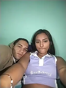 Snapshot of emilyvalencia_1 chatting on 11-30-25, 05:33 emilyvalencia 1 online show from 11-30-25, 05:33