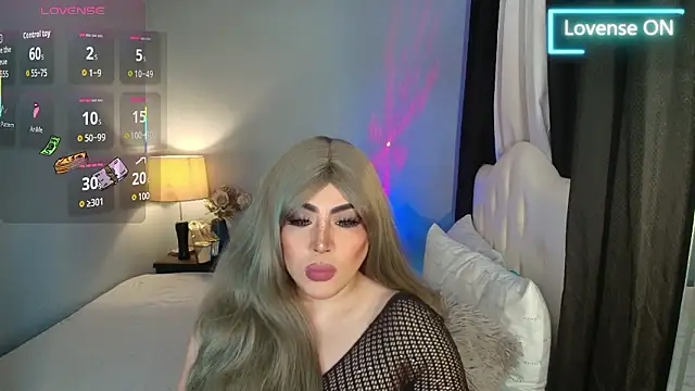 Snapshot of Unforgettable_Maria chatting on 01-12-26, 03:23 Unforgettable Maria online show from 01-12-26, 03:23