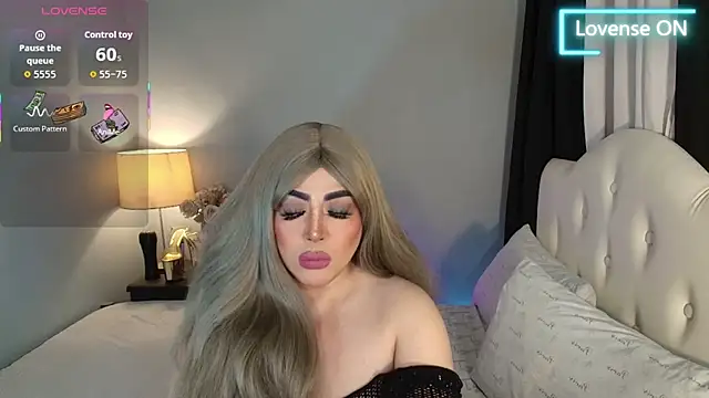 Snapshot of Unforgettable_Maria chatting on 03-05-26, 02:18 Unforgettable Maria online show from 03-05-26, 02:18